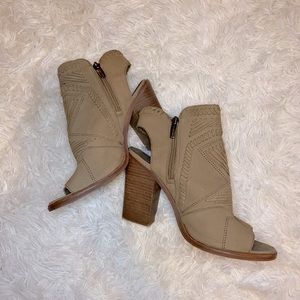 Vince Camuto booties